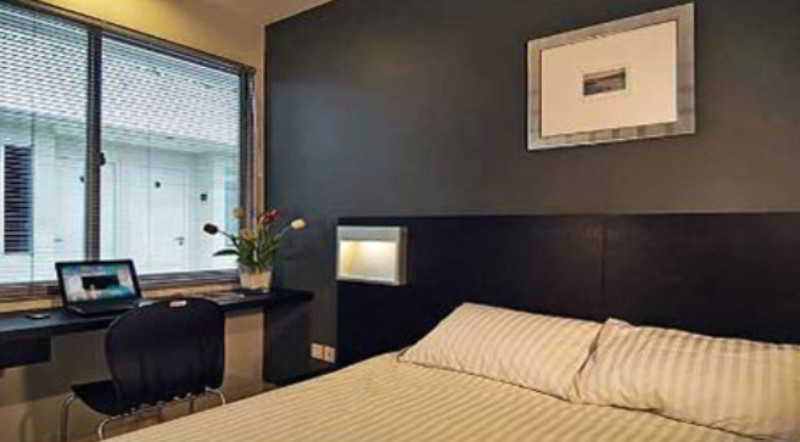 เลอกรีน สวีท ปจมโปงัน Hotel จาการ์ตา ภายนอก รูปภาพ